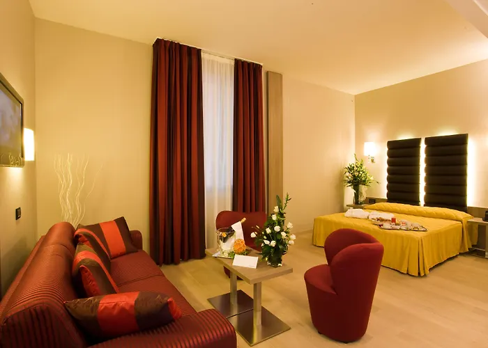 Otel Cosmopolitan 4*