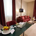 ホテル コスモポリタン 4*