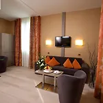 コスモポリタン 4*