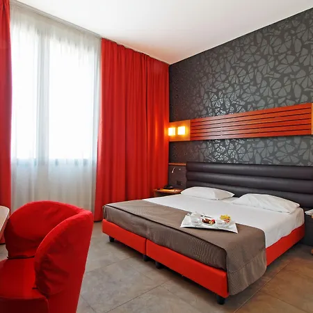 ホテル コスモポリタン