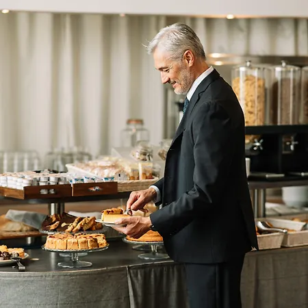 ホテル コスモポリタン