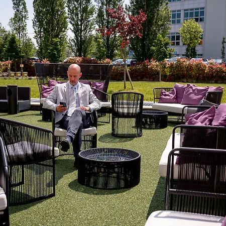 Cosmopolitan 4* Bologna