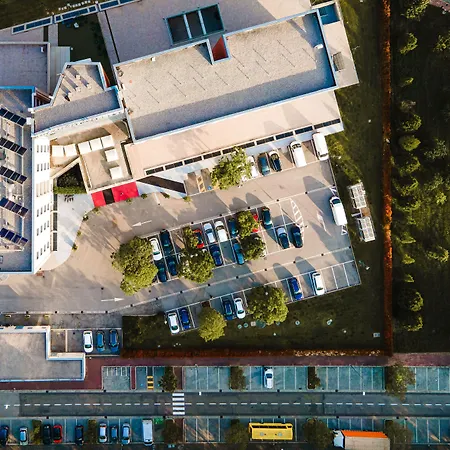 コスモポリタン 4*