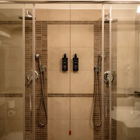 コスモポリタン ホテル