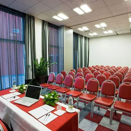 Cosmopolitan Hotel 4*