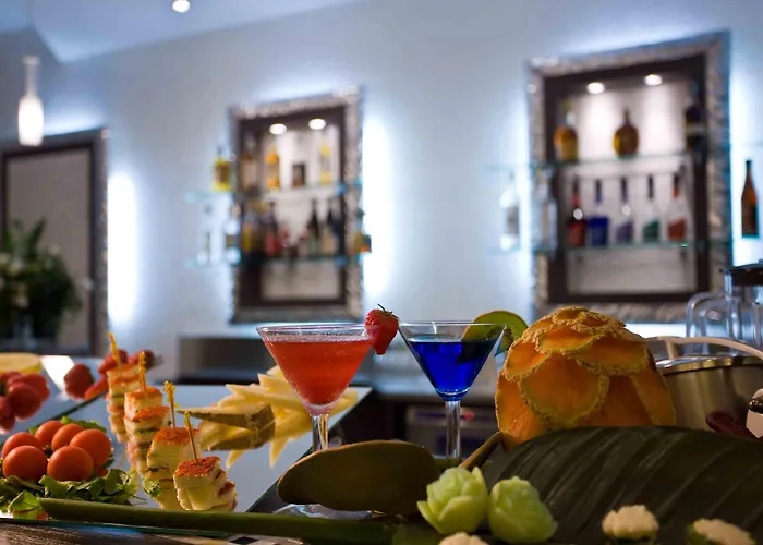 Cosmopolitan Hotel 4*