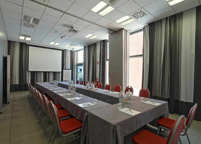 Cosmopolitan 4* Bologna