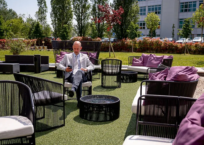 Cosmopolitan 4* Bologna