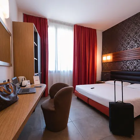 Cosmopolitan 4*
