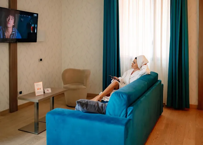 Cosmopolitan מלון