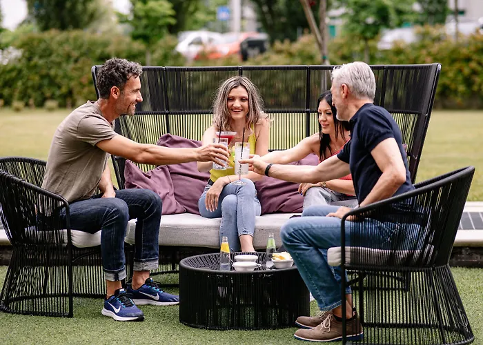 Cosmopolitan Bologne